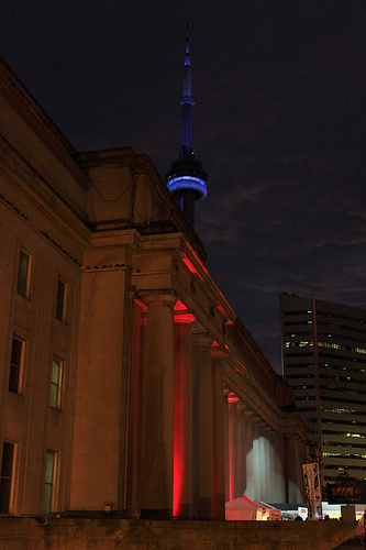 The CN Tower rising behind Union Station, much as we glimpsed it before dawn that morning.